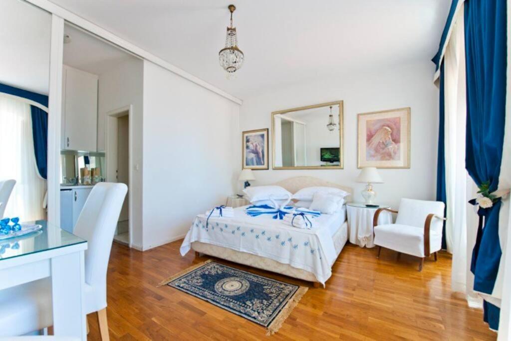 Blue Studio Apartment Next To The Beach ดูบรอฟนิก ภายนอก รูปภาพ